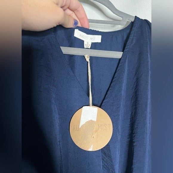 August Mist Cold Shoulder Navy Blue Surplice Bodysuit Small - Picture 4 of 11